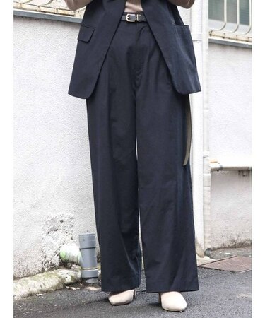 シルク混タックワイドパンツ