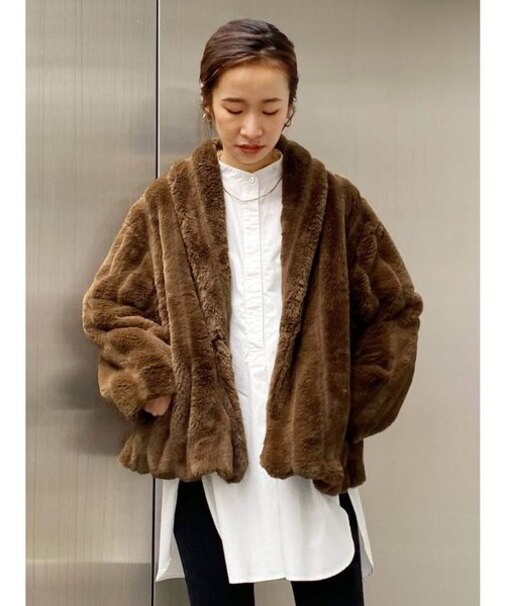 ボリュームファーコート