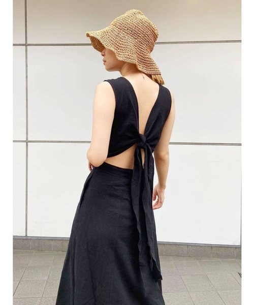 バックデザインノースリワンピース｜アングリッドの通販｜&mall  