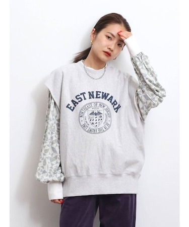 ノーカラーモダン柄シャツ