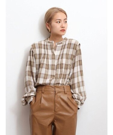 チェックタックブラウス