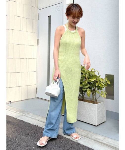 ホルターネックスリットチュニック