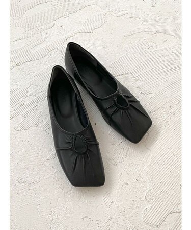 デザインスクエアトゥギャザーフラットシューズ