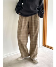 ローウエストボリュームタックパンツ