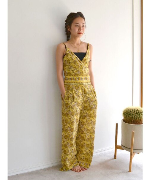 エスニックフラワープリントラフパンツ