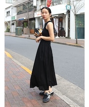 バックオープンドッキングワンピース