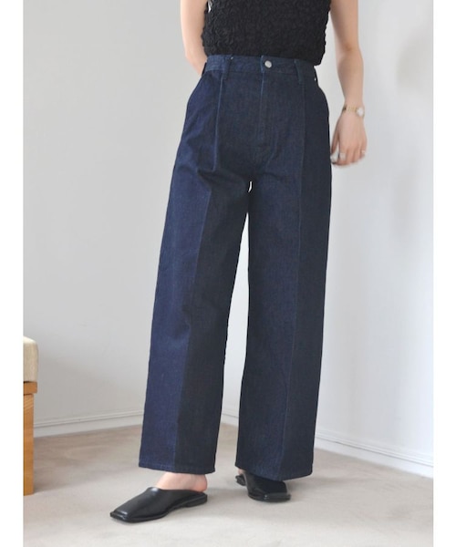【美品】Ungrid アングリッド　タックルーズデニム　　ワイド　近年モデル 美品】Ungrid アングリッド タックルーズデニム ワイド 近年