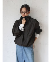 タックデザインナイロンブルゾン