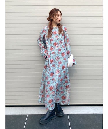 バックデザインエスニックワンピース