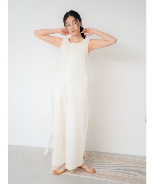 スクエアネックギャザーデザインロンパース｜アングリッドの通販