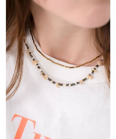 レイヤードビーズネックレス