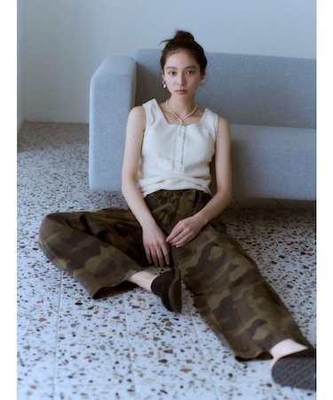 ミリタリーデザインパンツ