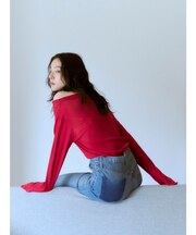 オフショルデザインシアーロングスリーブTee