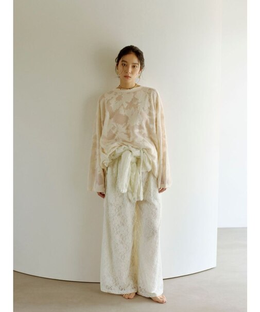 フリルデザインロンパース