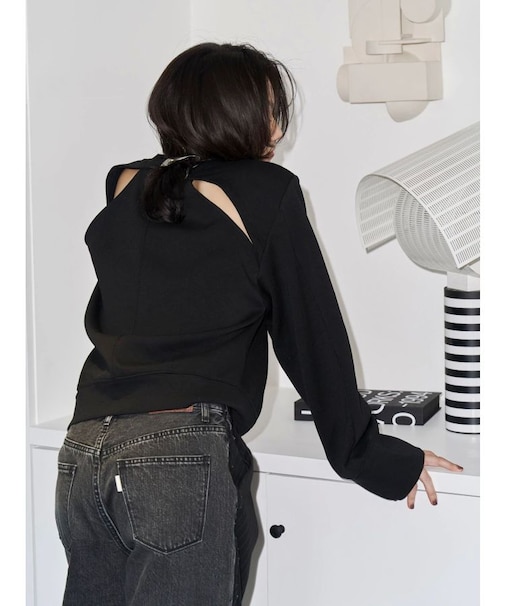 【Htage】パワーショルダーバックデザインスウェット