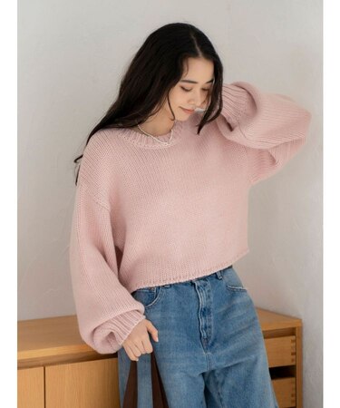 ローゲージクルーネックニット