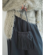 フリンジデザインレザーショルダーバッグ