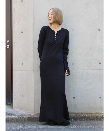 ヘンリーネックニットワンピース