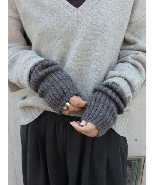 ルーズレッグウォーマー