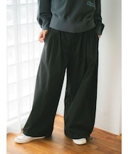 バレルレッグタックパンツ