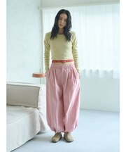 バレルレッグタックパンツ