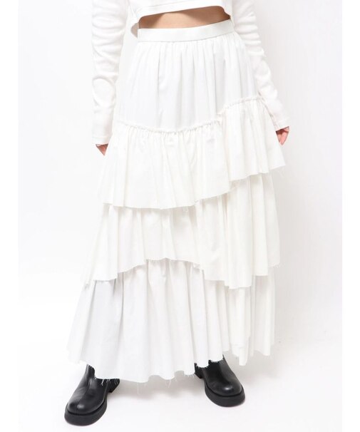 カットオフデザインラッフルスカート