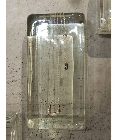 ニュアンスモチーフネックレス