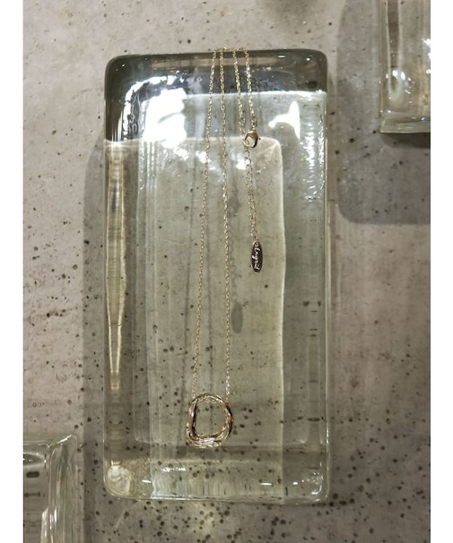 ニュアンスモチーフネックレス