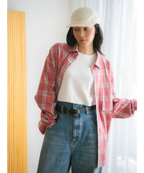 カットオフデザインチェックルーズシャツ