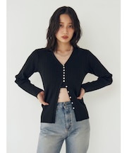 ボタンデザインニットカーディガン