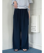 ウエストデザインラインパンツ