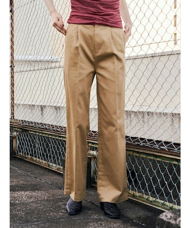 ストレッチチノフレアパンツ