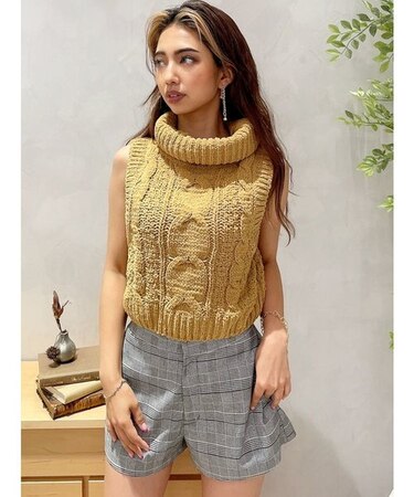 モールヤーンケーブル ノースリニットトップス