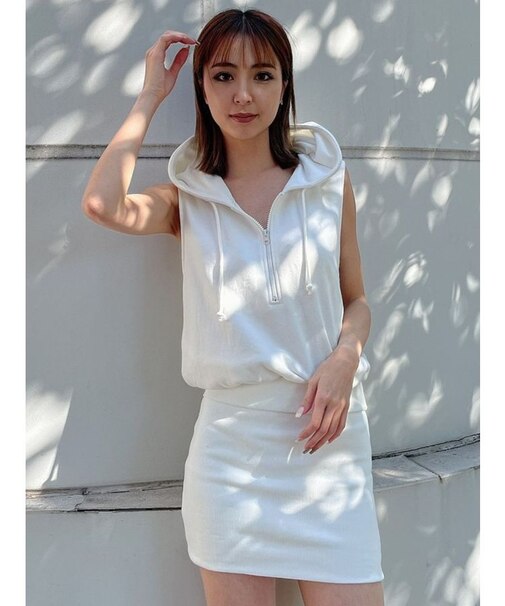 ハーフZIPノースリドッキングスウェットワンピース