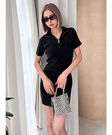 ブリーチハーフZIP タイトリブニットワンピース