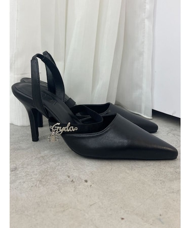 heelストラップモチーフ付きポインテッドミュール