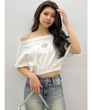 GDエンボスオフショルトップス