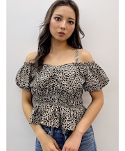 GDチャームオフショルブラウス