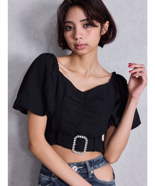 bijou バックルブラウス