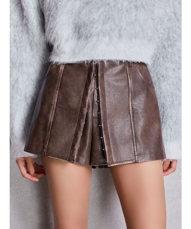 フェイクレザーレイヤーショートパンツ