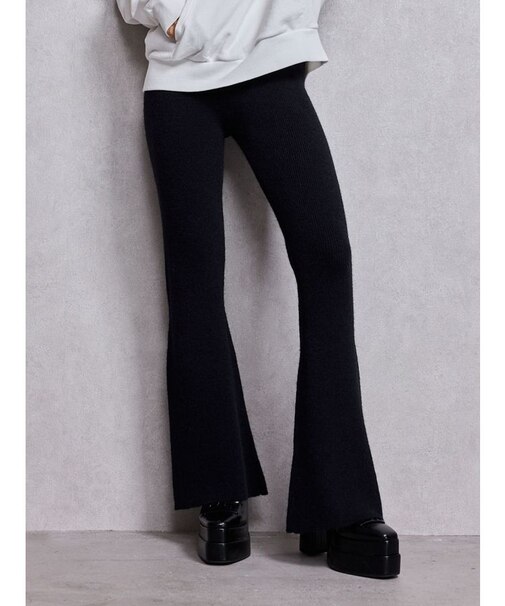 ニットフレアパンツ