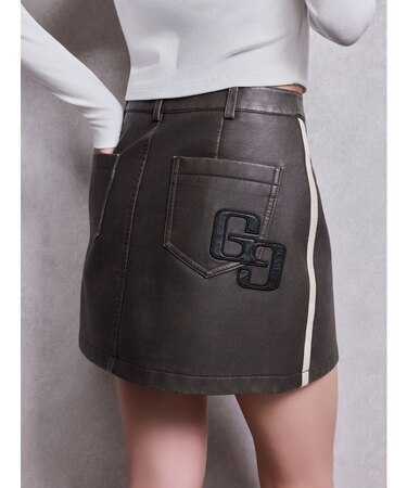 GGラインFake Leatherスカートライクショートパンツ