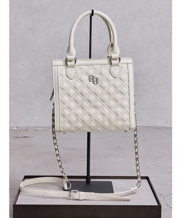 GGストーンキルティングBOX BAG
