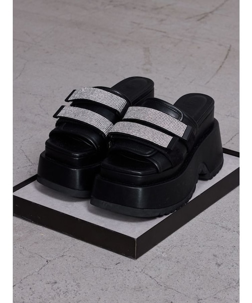 Thick sole bijouストラップサンダル