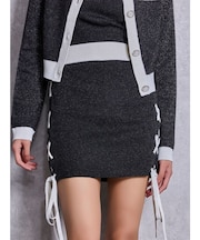 フロントレースアップラメニットスカートライクショートパンツ