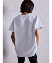 sacred edge cross emboss BIG Tシャツ