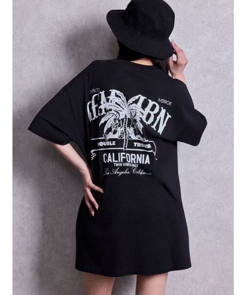 TWIN VIBES ONLY BUNNY BIG Tシャツ
