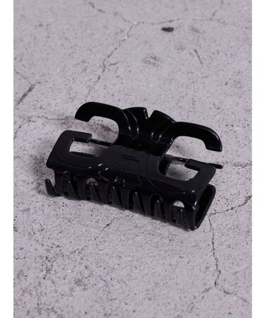 Symmetry GYDA hair clip