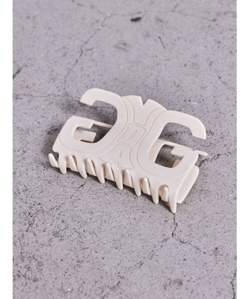 Symmetry GYDA hair clip