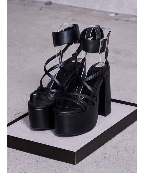 ankle belt design サンダル